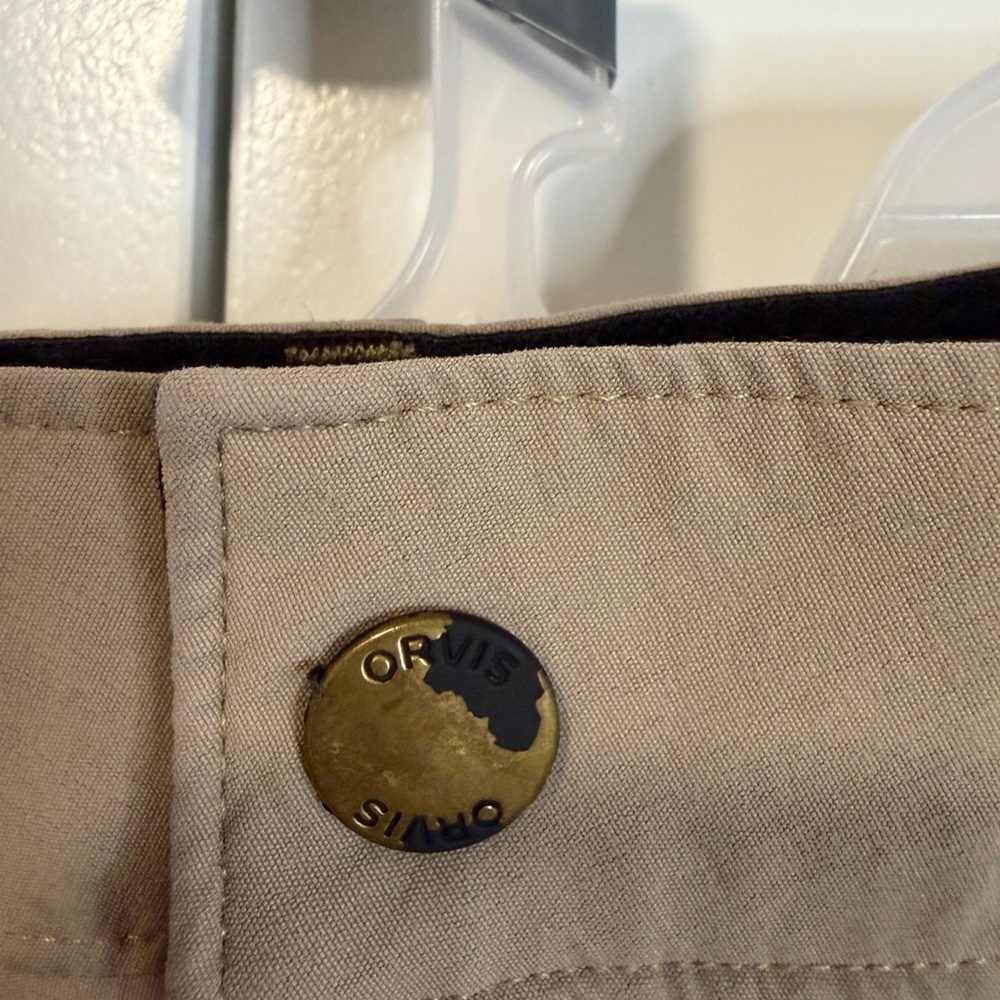 Orvis Men’s Cargo Hiking Shorts 36 Khaki Zip Pocket Outdoor Travel - Picture 6 of 7